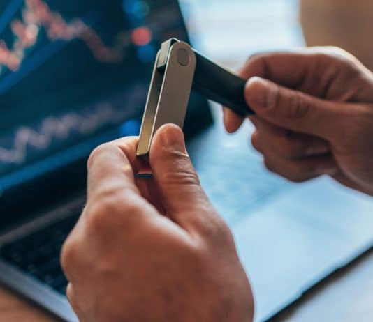 How Blockchain Security Differs From Traditional Cybersecurity – 3 – User Security Blockchain User Security